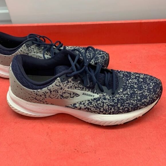 Brooks Tennis Shoes 